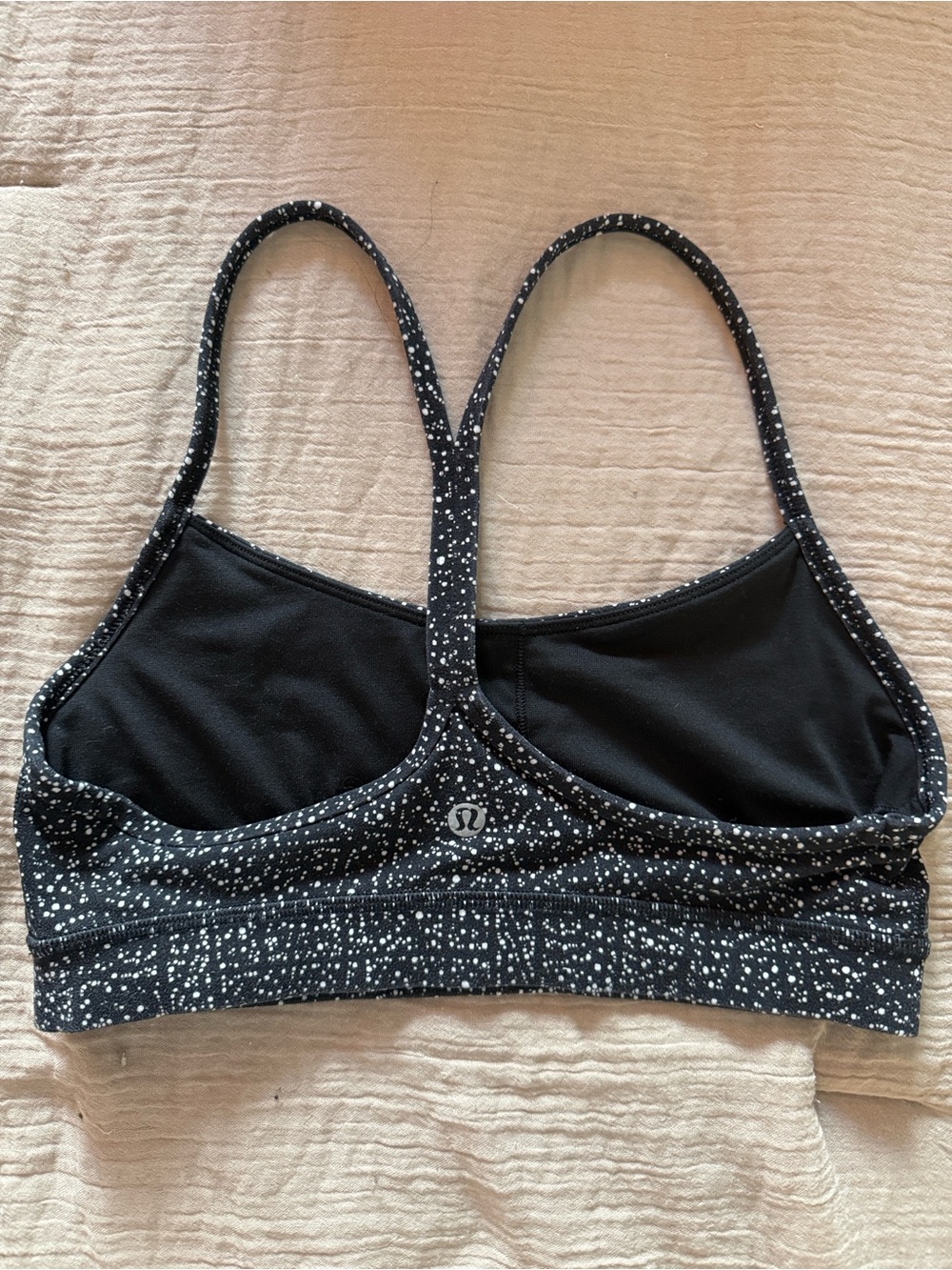 Lululemon Flow Y Bra Night View White Black Print Size 4 Yoga Sports Bra - Picture 4 of 4